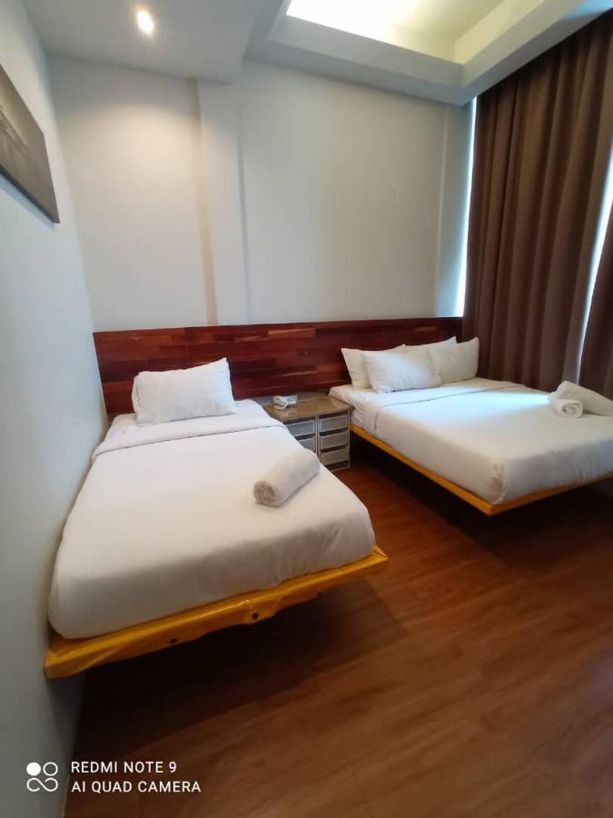 The Riverbank Hotel Kuantan Exterior foto