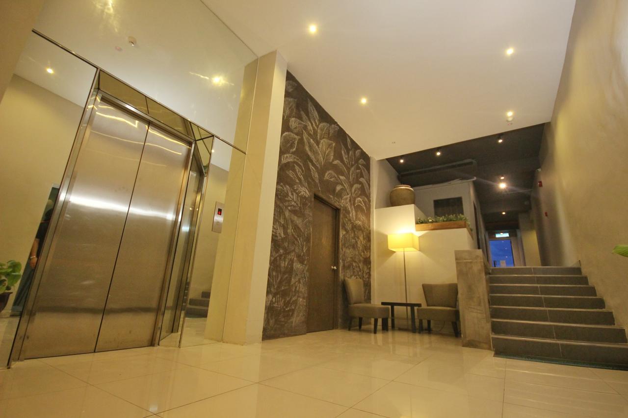 The Riverbank Hotel Kuantan Exterior foto